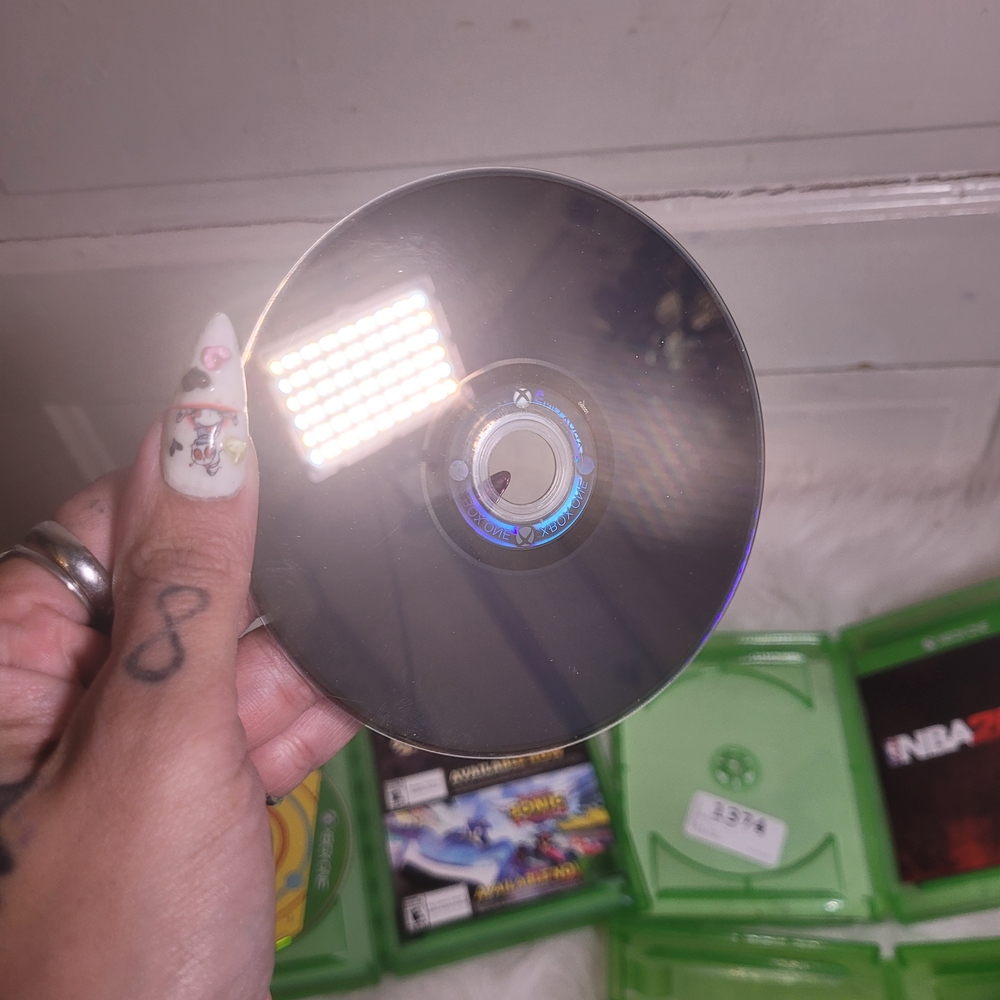 Xbox One Game LOT: Sonic Mania, NBA 2K20, Nickelodeon Kart Racers - Picture 4 of 5